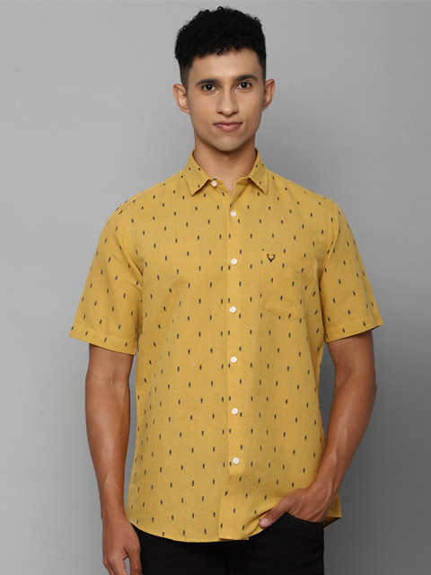 

Allen Solly Men Yellow Slim Fit Printed Casual Shirt
