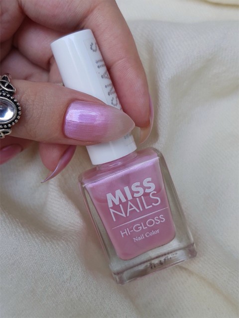 

MISS NAILS Pink Hi Gloss Long Lasting Nail Polish 10 ml