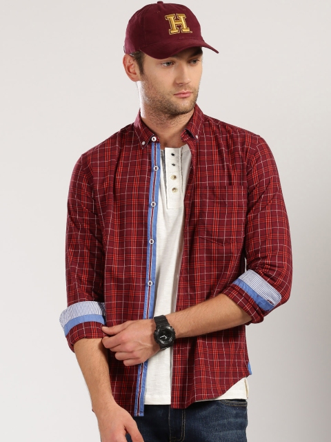 

Harvard Men Maroon & Red Regular Fit Checked Casual Shirt