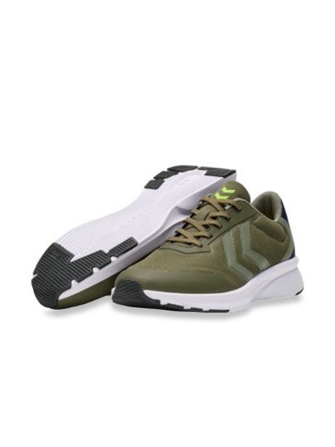 

hummel Men Olive Sports Shoes