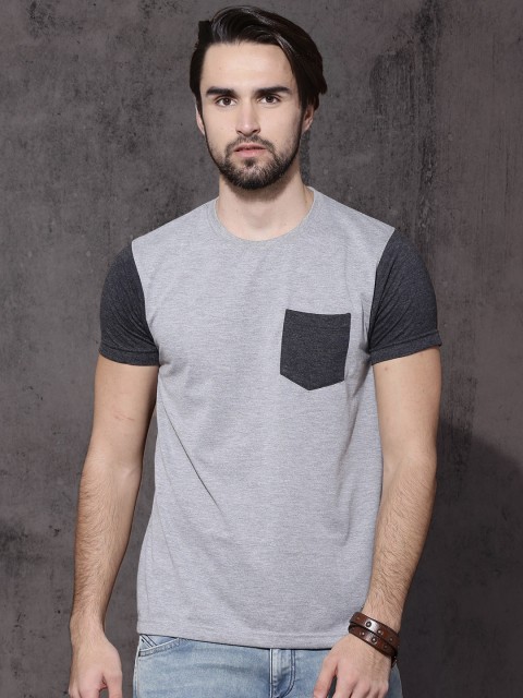 

Roadster Men Grey Melange Solid Round Neck T-shirt