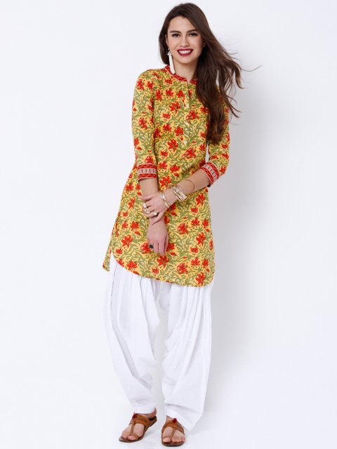 

Vishudh Women Yellow Printed Straight Kurta