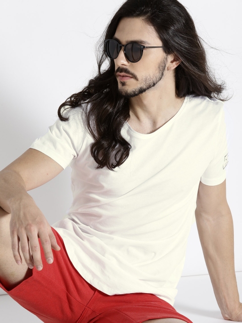 

s.Oliver Men White Solid Round Neck T-shirt