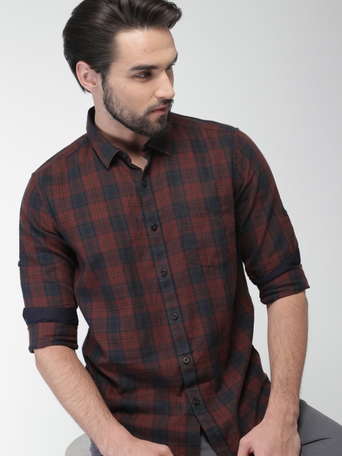 

HIGHLANDER Men Rust & Navy Slim Fit Checked Casual Shirt