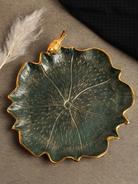 

EK Green & Gold-Toned Leaf-Shaped Brass Ware Platter