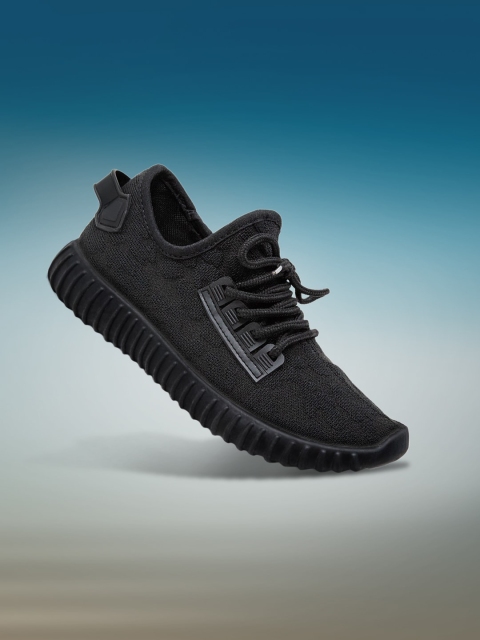 

LYKKEIN Women Black Textured Driving Shoes
