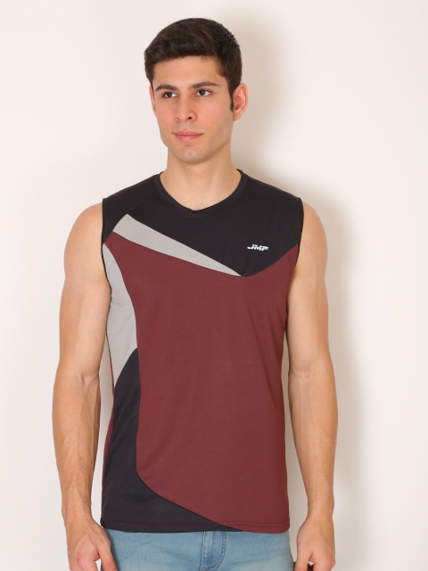 

JMP Men Maroon T-shirt