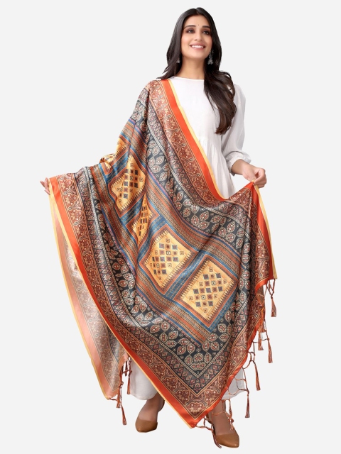 

Satrani Grey Melange & Orange Printed Dupatta
