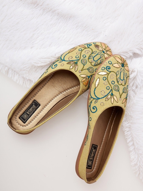 

Kiana Women Green Printed Ethnic Ballerinas with Bows Flats
