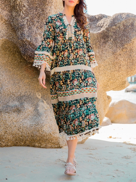 

URBANIC Green Floral A-Line Midi Dress
