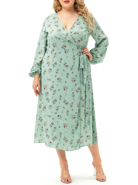 

URBANIC Green Floral Midi Dress