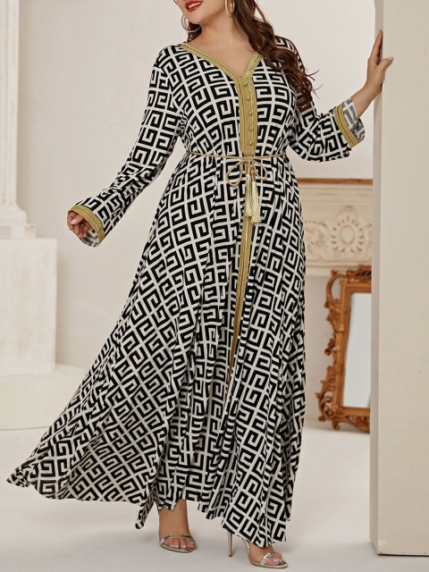 

URBANIC Black Maxi Dress