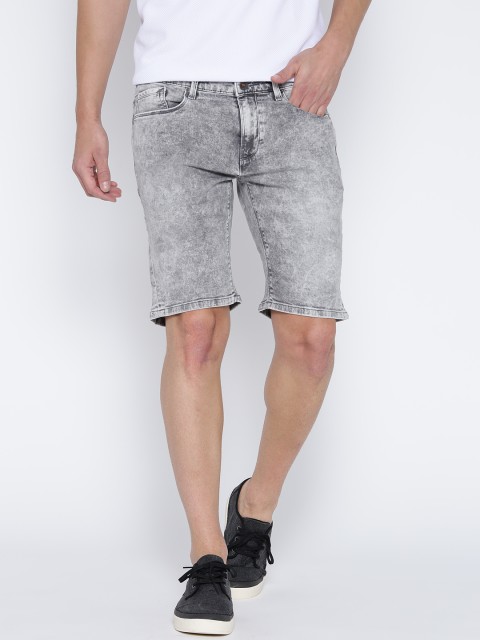 

United Colors of Benetton Men Grey Slim Fit Denim Shorts