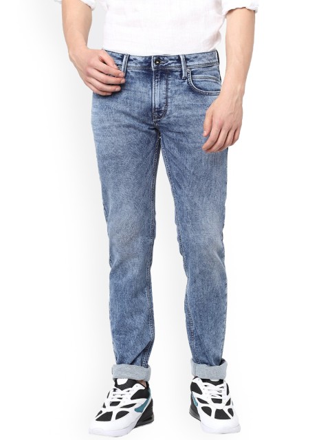 

Celio Men Blue Straight Fit Heavy Fade Jeans