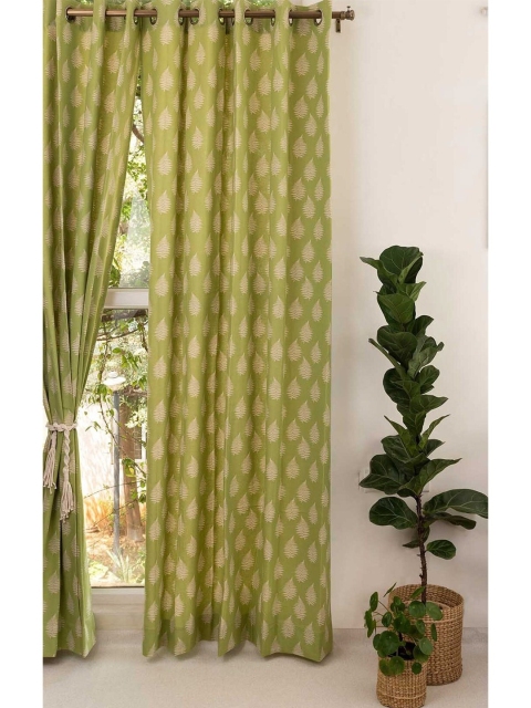 

The Yellow Dwelling Green & Cream-Coloured Floral Door Curtain
