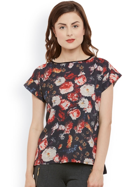 

Kazo Black Floral Print T-shirt