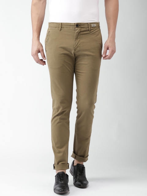 

Tommy Hilfiger Men Brown Straight Fit Solid Chino Trousers