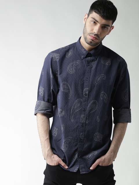 

Tommy Hilfiger Men Navy Blue New York Fit Self-Design Casual Shirt