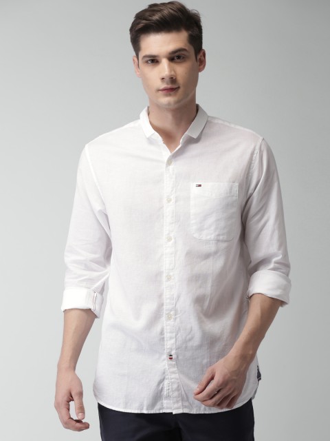 

Tommy Hilfiger Men White Solid Casual Shirt