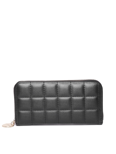

Lino Perros Women Black Quilted Zip-Around Wallet