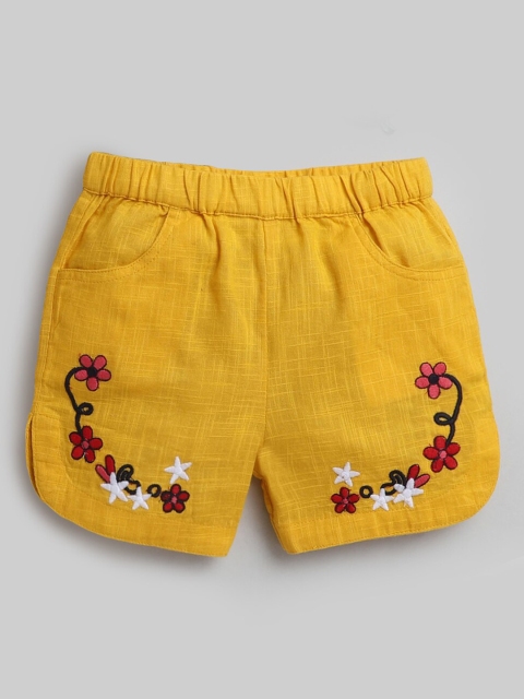

Hopscotch Girls Yellow Printed Shorts