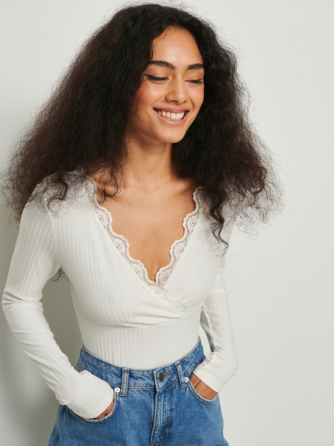 

NA-KD White Solid Top with Lace Inserts