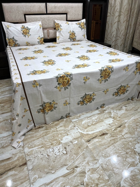 

Pure Decor Unisex Orange Bedsheets