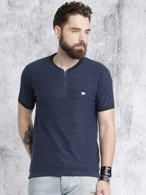 

Roadster Men Blue Self Design Mandarin Collar T-shirt
