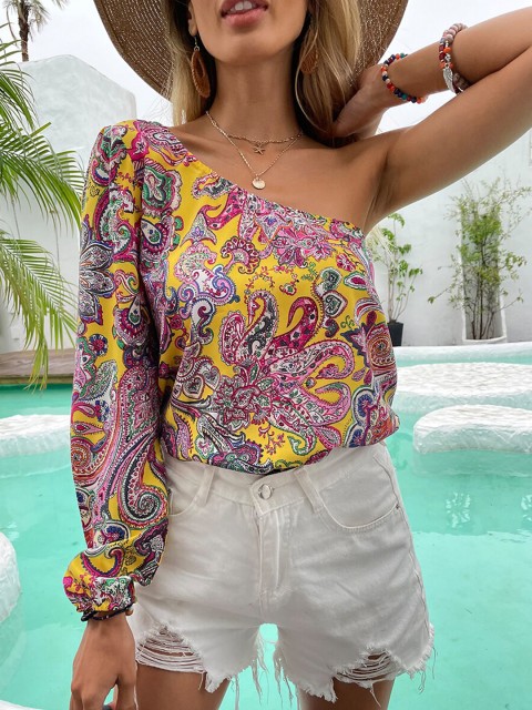 

URBANIC Black Floral Print One Shoulder Blouson Top