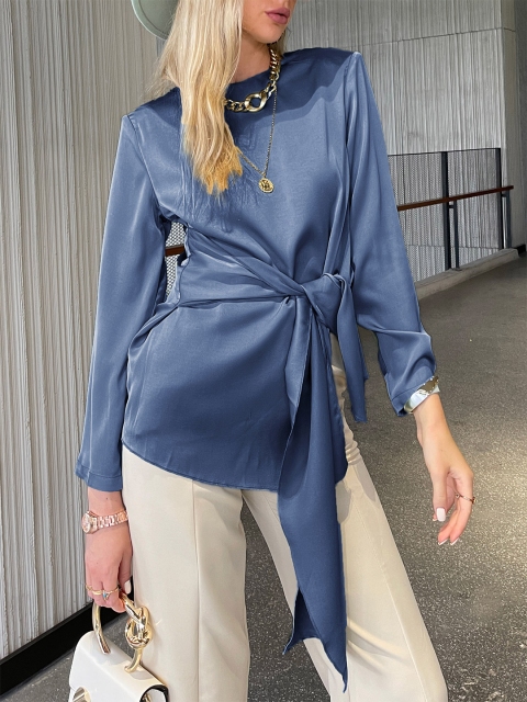

URBANIC Women Blue Solid Tie-Up Top