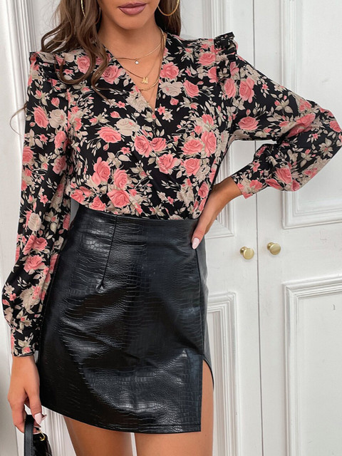 

URBANIC Navy Blue Floral Print Top