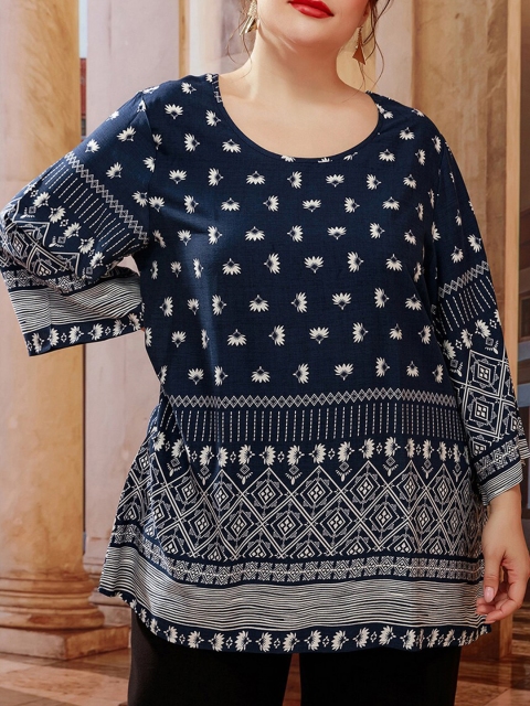 

URBANIC Navy Blue Geometric Print Top