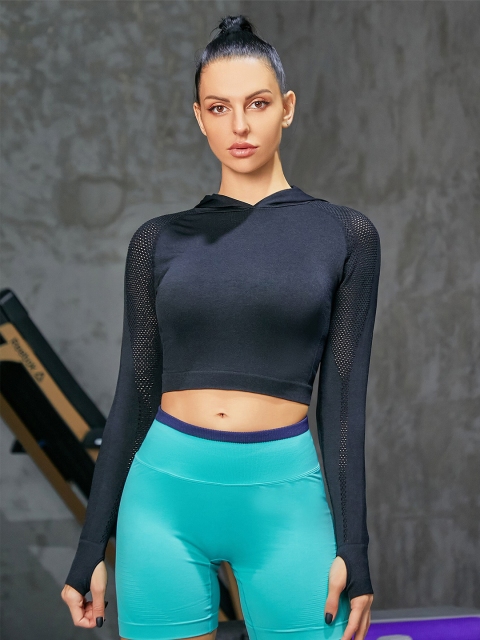 

URBANIC Women Navy Blue Crop Top