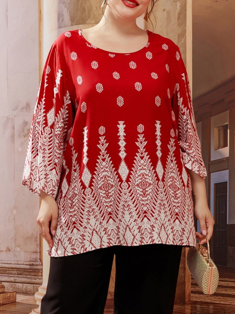 

URBANIC Black Print Top