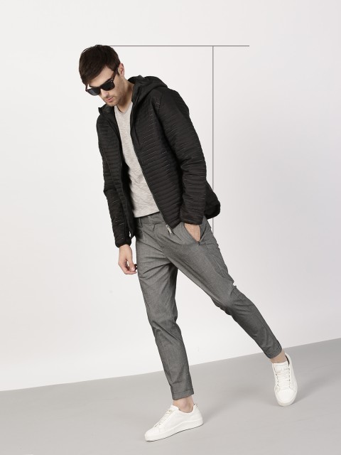 

ether Men Black Striped Bomber Jacket