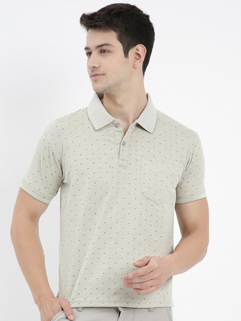 

V2 Value & Variety Men Green Polo Collar T-shirt