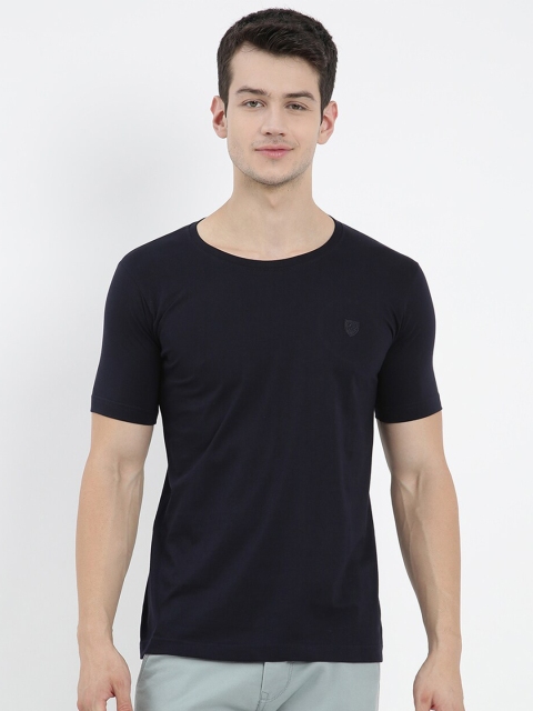 

V2 Value & Variety Men Blue T-shirt