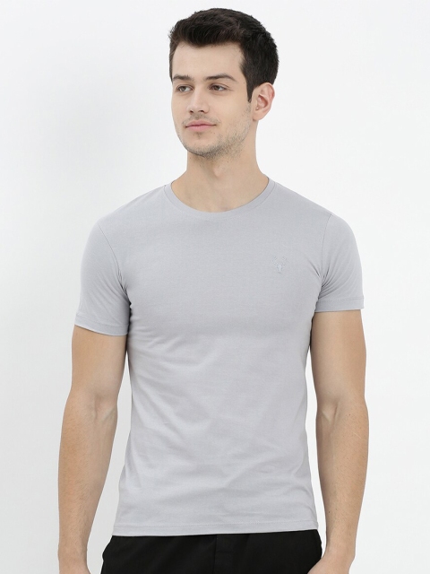 

V2 Value & Variety Men Grey T-shirt