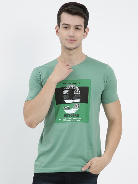 

V2 Value & Variety Men Green V-Neck T-shirt