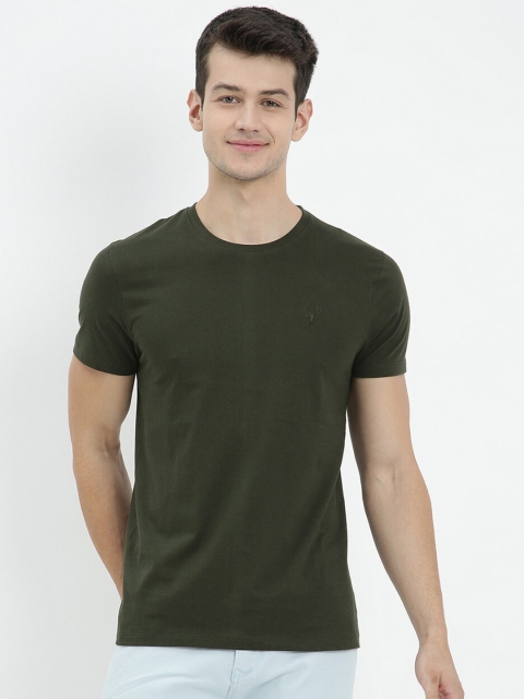 

V2 Value & Variety Men Green T-shirt