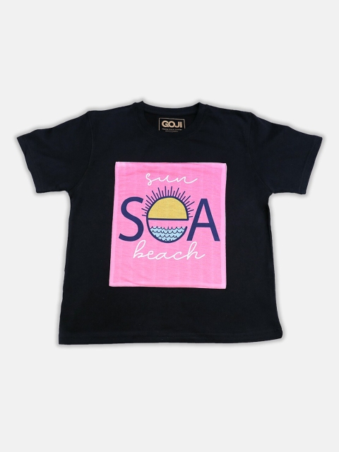 

GOJI Kids Black Varsity Printed V-Neck Applique T-shirt