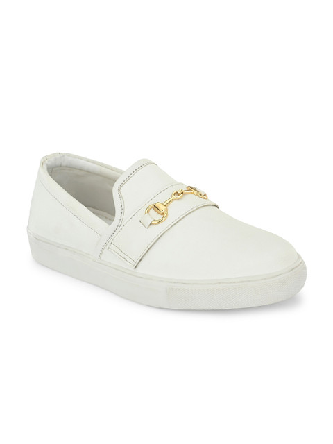 

KLEAT Men White Colourblocked Slip-On Sneakers