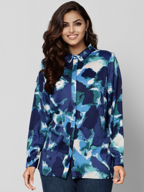 

VERO MODA CURVE Women Blue Printed Casual Shirt