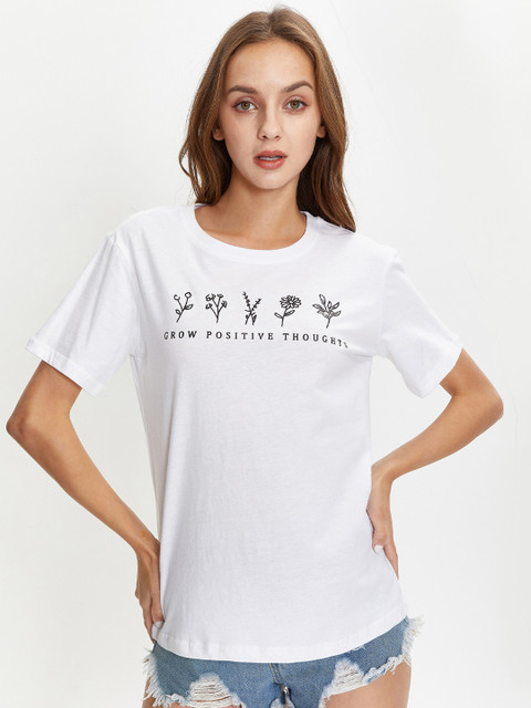 

URBANIC Women White Typography Printed T-shirt