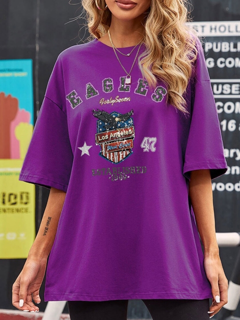 

URBANIC Women Purple Typography Printed Polo Collar Applique T-shirt