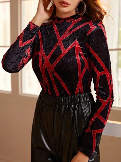 

URBANIC Women Red Printed Polo Collar Extended Sleeves T-shirt