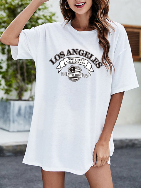 

URBANIC Women White Typography Printed Applique T-shirt
