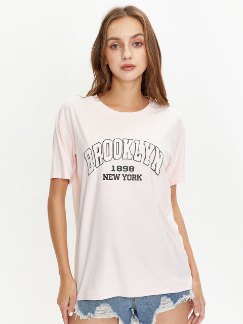 

URBANIC Women Pink Printed Extended Sleeves T-shirt