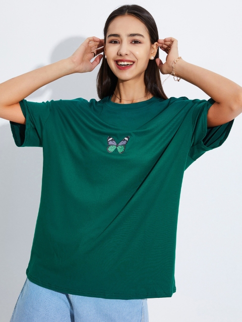 

URBANIC Women Olive Green Applique T-shirt