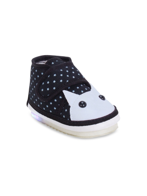 

Hopscotch Unisex Kids Black Textured Sneakers